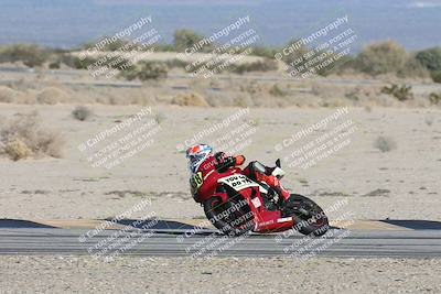 media/Dec-07-2025-CVMA (Sun) [[3e7d2de5dc]]/Race 9-Formula UL Shootout/